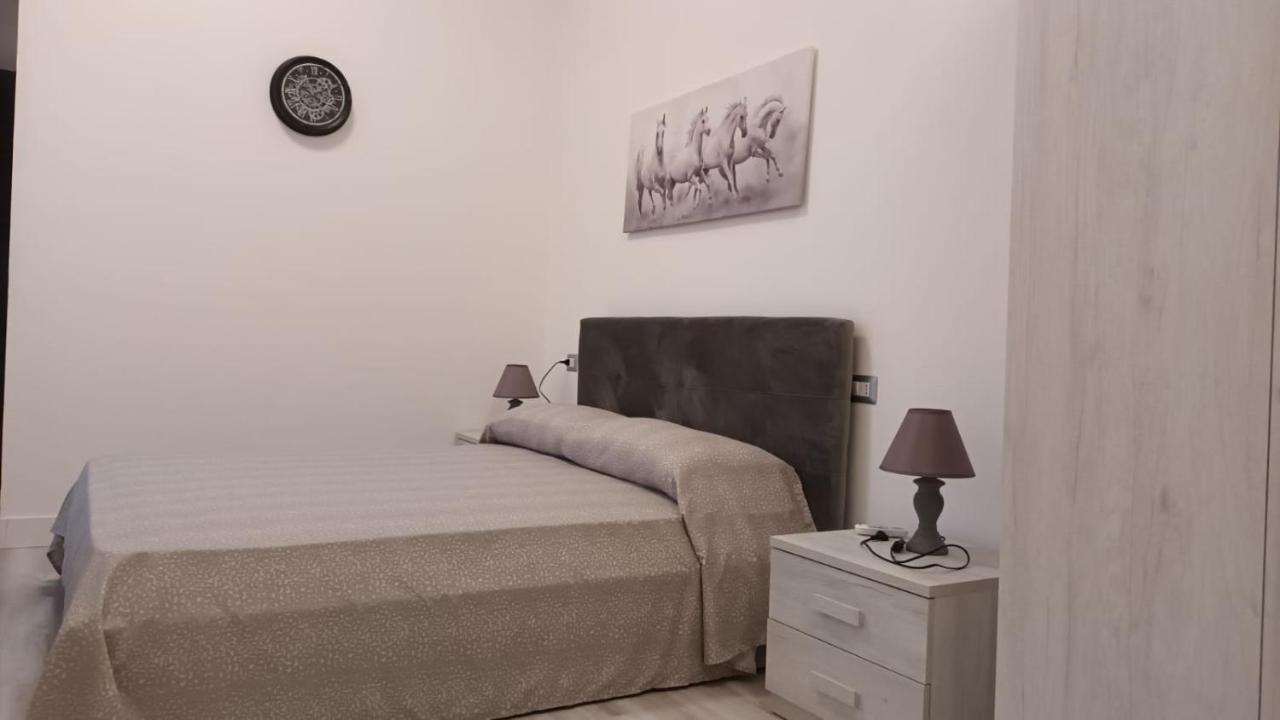 La Laguna Rooms SantʼAntìoco Extérieur photo